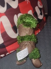Disney Marvel “I Am Groot” – Bulls i toy – Cutie Cuff Snap, Hug, & Go – GROOT