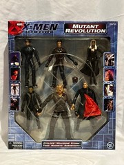 ToyBiz Marvel X-MEN Movie MUTANT REVOLUTION Cyclops Wolverine Storm LEGENDS NEW