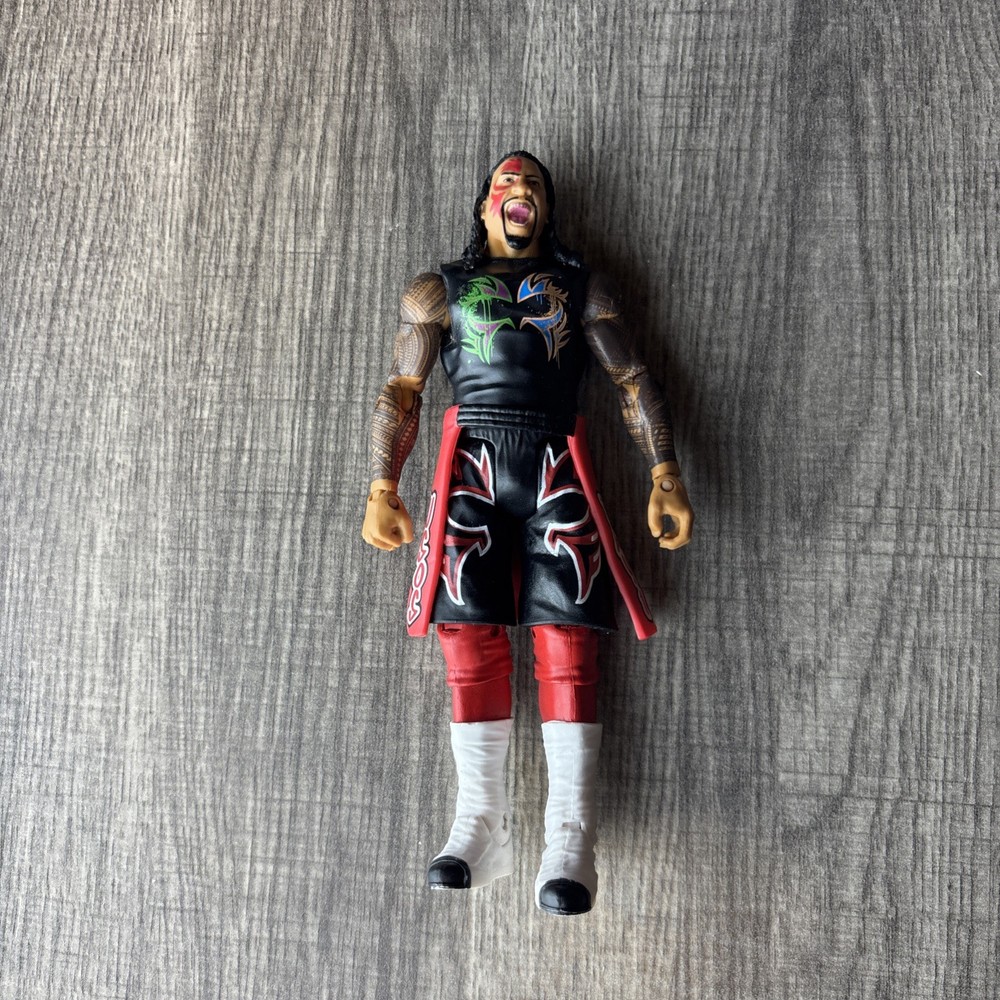 WWE Mattel Uso Battle Pack 44 Jey Uso Wrestling Figure WWF Bloodline Team