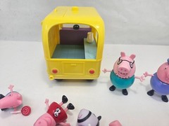Peppa Pig Figures & Vehicle Lot Yellow School Bus Caravan Granddad Dog Pig Toys