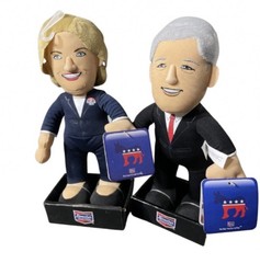 Bleacher Creatures Historical Figures Bill & Hillary Clinton 10″ Plush BRAND NEW
