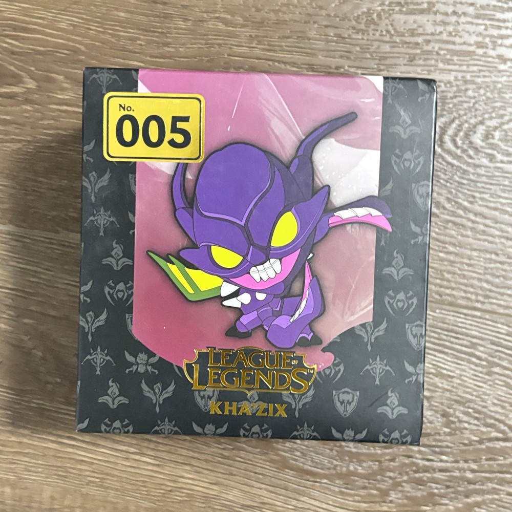 League of Legends Kha’Zix No. 005 Collectible Figure Riot Games Brand New Sealed