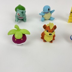 Pokemon Mixed Figures Pikachu Squirtle Bulbasaur Lot of 8 Loose