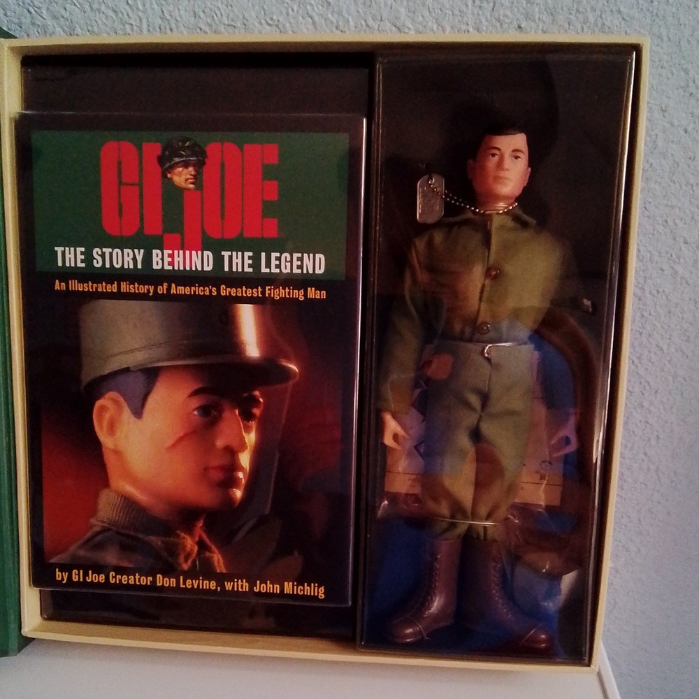 G.I. Joe Action Soldier Masterpiece Collector’s Edition Figure w/ Book
