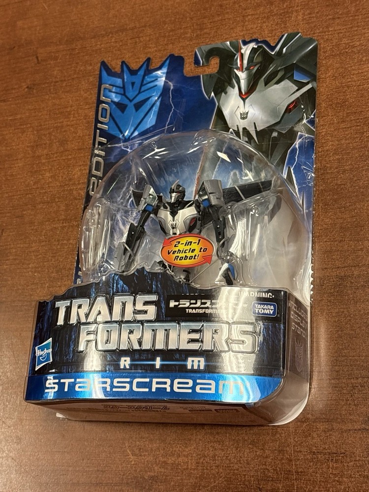 Rare Takara Tomy Transformers Prime First Edition Deluxe Class Starscream MISB