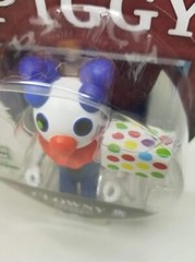 Piggy Clowny Action Figure Series 1 with Exclusive DLC Code 3.5″ Roblox Game NIB