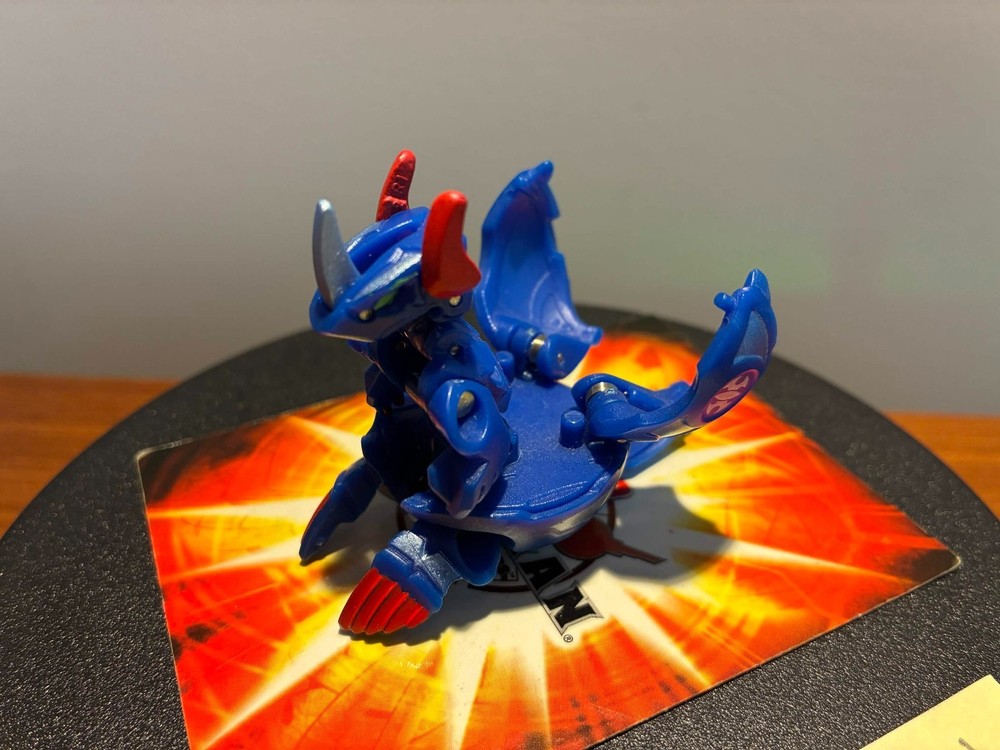 Bakugan Aquos Helix Dragonoid Blue 620G