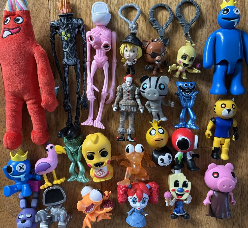 Lot Horror & Gaming Pop Culture Toys Figures FNAF Poppy Playtime Piggy Freddy