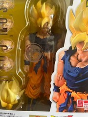 Bandai S.H.Figuarts Super Saiyan Goku Angry Warrior Dragon Ball Z New In Stock