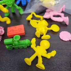 Poppy Playtime Mini Figure Lot Toy Vinyl Huggy Wuggy Kissy Missy Bunzo PhatMojo