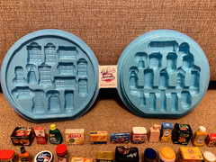 HUGE LOT OF 60+ ZURU MINI BRANDS FOOD, SNACKS, DRINKS & COLLECTOR’S CASE (AS IS)