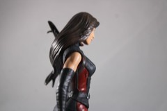 Marvel Gallery Elektra Netflix PVC Figure Diamond Select Toys 11in