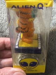 Alien Q Garfield The Cat Character New In Box Fun Base By Fame Master Ltd. 👀