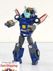 New G1 Autobot Transformation Star Toy ST-02 NOT MP 25 Warrior Tracks 6.3″ USA