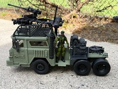 G.I. JOE 3.75″ Scale Compatible Custom Weathered Transport Vehicle & Lonzo NICE!