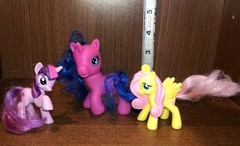 Large Mixed Lot Of 70+ Vintage To Now Toys