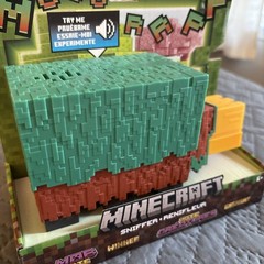 Mattel Minecraft Sniffer Figure w/ Authentic Sounds NEW Sealed Ages 6+