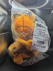 Garfield – 13″ Stylized Medium Plush – Garfield Loves Pooky