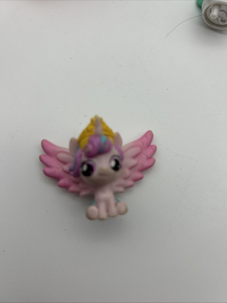 My Little Pony Blind Bag BABY FLURRY HEART Mini Figure Mini Figurine Toy 2017