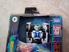 Transformers 2015 Strongarm Legacy Evolution Deluxe Figure: Hasbro, New, Sealed