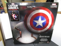 MARVEL CAPTAIN AMERICA SHIELD LEGENDS SERIES 24IN/60CM