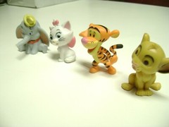 DISNEY PVC Vinyl Figure set of 4, Dumbo, Marie, Tigger, Simba, Toys, Lion King