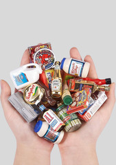 ZURU 5 Surprise Mini Brands Series 2 Mystery Pack Collectible Capsule Pack of 3