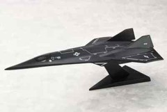 Top Gun Maverick Dark Star 1/100 scale plastic figure New 2025 BellFine Japan