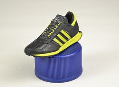Adidas Formel 1 Black/yellow Japan Import Pepsi Cap Adidas Sneaker Figure