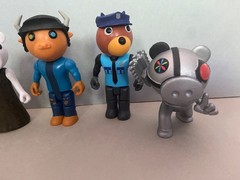 Roblox Piggy Series 2 Figures Lot Of 5 Raze,Officer Doggy, Billy,Rpbby Phat Mojo