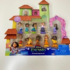 Disney’s Encanto Movie Exclusive Mi Familia Character 12 Toy Figure Set Figures