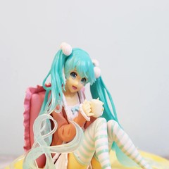Hot Kawaii Hatsune Miku Anime Action Figure PVC Collection Model Doll Birthday