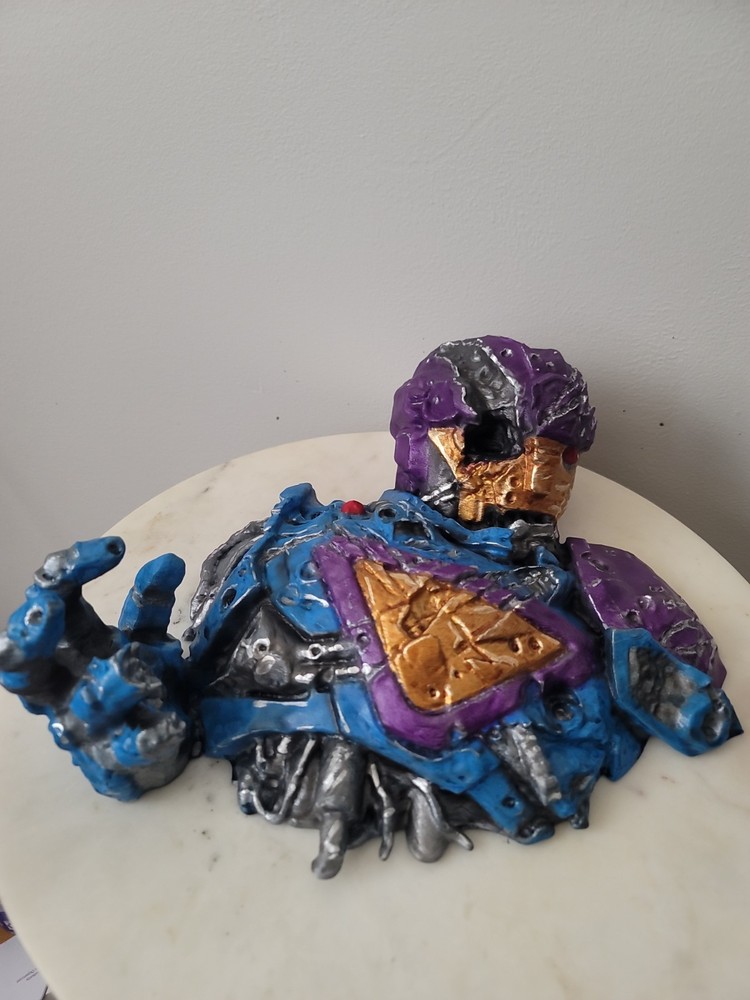Marvel Legends Sentinel Scale Damage Dispaly