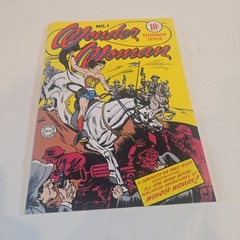 VTG Wonder Woman Masterpiece Edition The Golden Age of the Amazon Box Set 2001