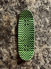 Goo Fingerboard 32mm Egg Mid Lightly Used