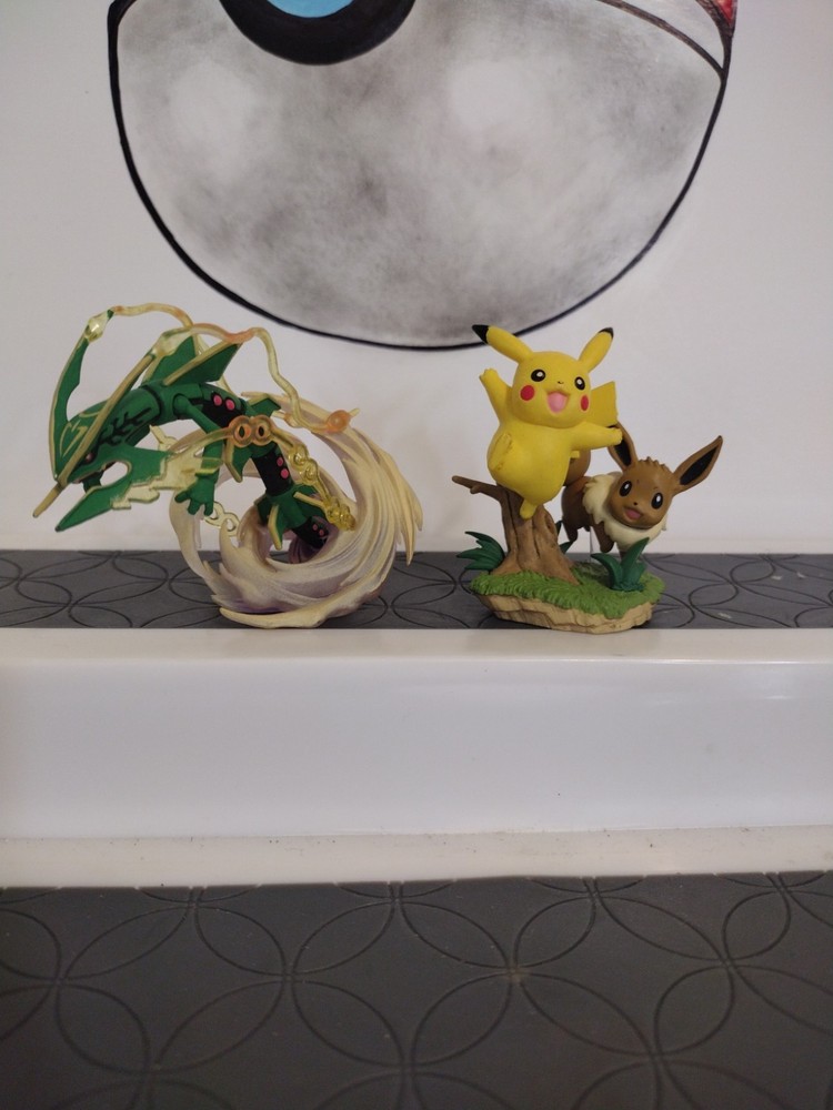 POKEMON 2015 MEGA RAYQUAZA/ Pickachu And Eve Special Listing