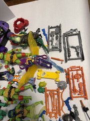 Lot of 25 TMNT Mutant Mayhem Action Figures + Weapons Accessories