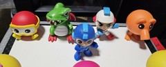 Funko Mystery Minis Lot Retro Video Games Mr Mrs Pacman Megaman Qbert Dig Dug