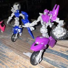 Hasbro Transformers Studio Series 52 Deluxe ROTF Chromia Arcee Elita-1