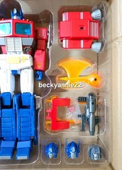 MP-44 Optimus 3.0 Masterpiece Scale (Improved Backpack Version)🇺🇲NEW 4th Party