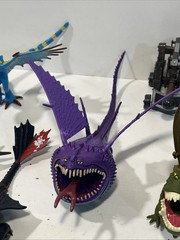RARE DreamWorks Spin Master How to Train Your Dragon Figures LOT