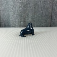 Disney Pixar Gray Seal 1″ Inch PVC Plastic Figure Figurine Cake Topper