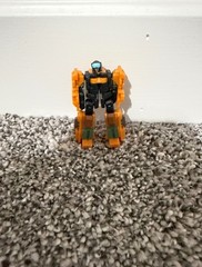 Fansproject Warbot Revolver Core (Third Party Transformers Roadbuster)