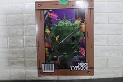 Lone Coconut Plunderlings Plunderstrong Drench Typhoon MIB