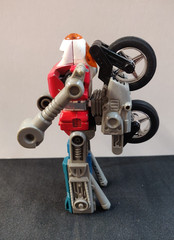 1982 Bandai Super GoBots – Cy-Kill Die-cast + Plastic Action Figure