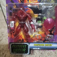 NEW 1996 Marvel X-Men Professor Xavier Mutant Armor Series Action Figure Toy Biz