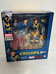 AUTHENTIC Mafex X-Men Cyclops No. 099 Comic Ver. Figure Medicom Brand New USA