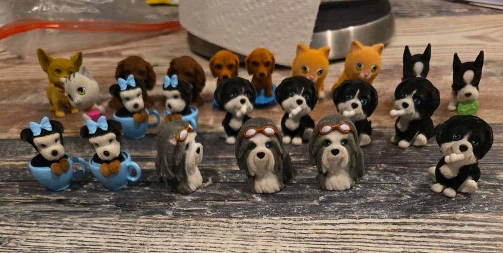 Puppy In My Pocket & Kitty In My Pocket Flocked Figurines Bundle of 21