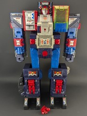 Transformers Car Robots Brave Maximus READ Takara C-027 RID 2001
