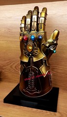 Thanos Infinity Gauntlet Full Metal 1:1 Wearable Cosplay Figure Model IN STOCK